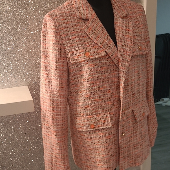 Elegant Women's Tweed Blazer - Pink and White - Picture 4 of 4
